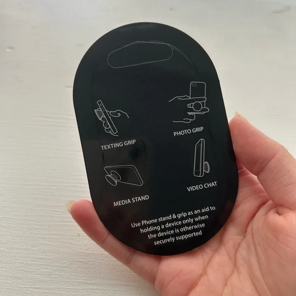 Fendi Roma Pop Socket - Picture 2 of 2